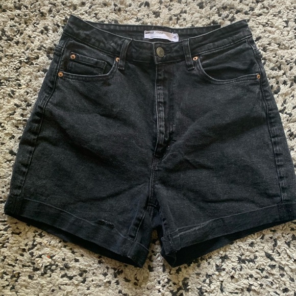 Garage Mom Short - Picture 1 of 3